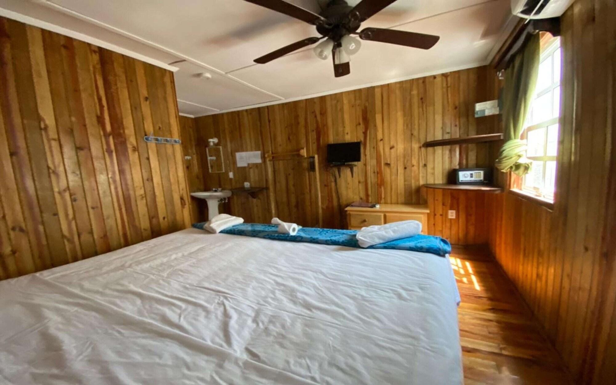 Pedro'S Hotel & Inn سان بيدرو المظهر الخارجي الصورة