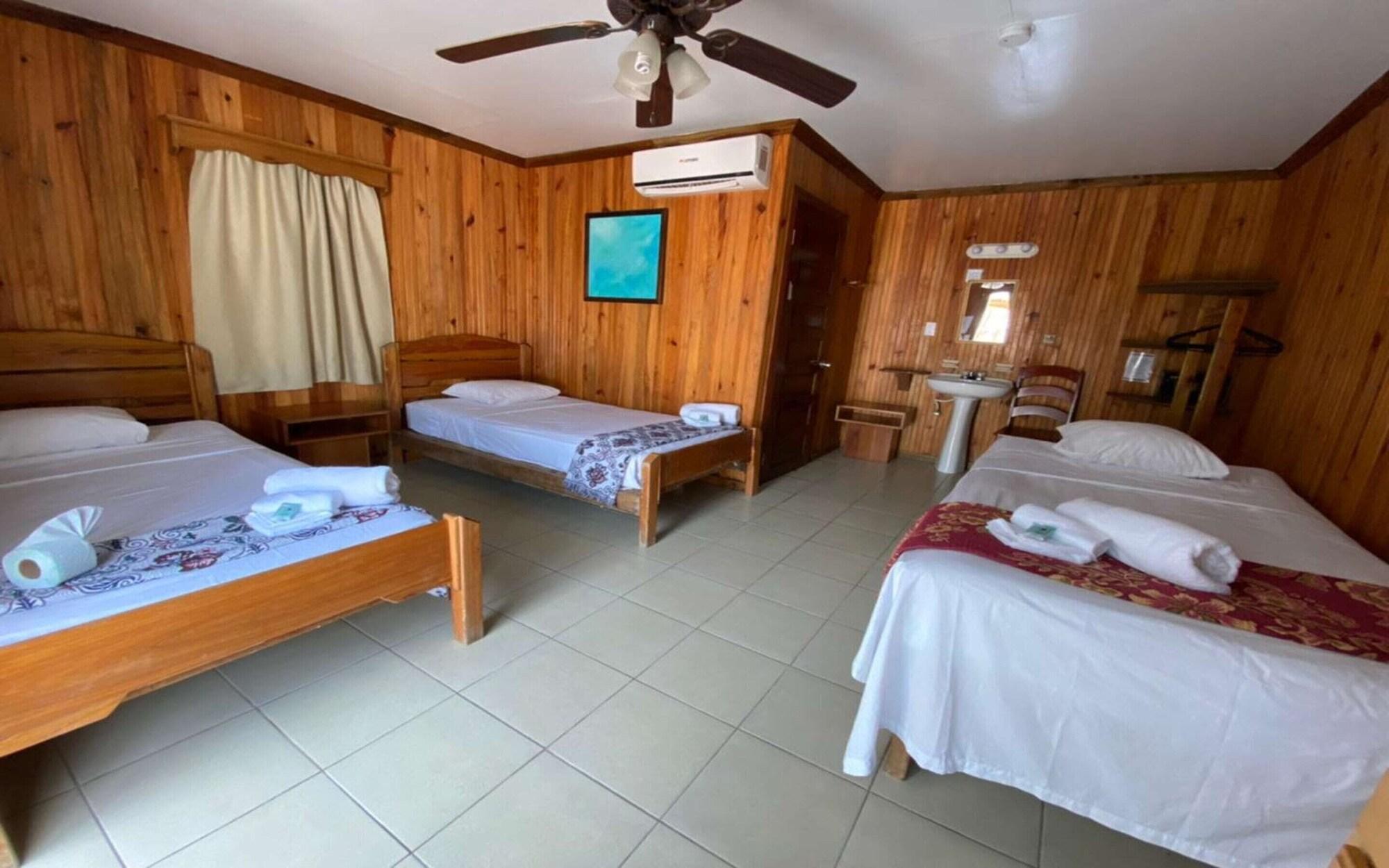 Pedro'S Hotel & Inn سان بيدرو المظهر الخارجي الصورة