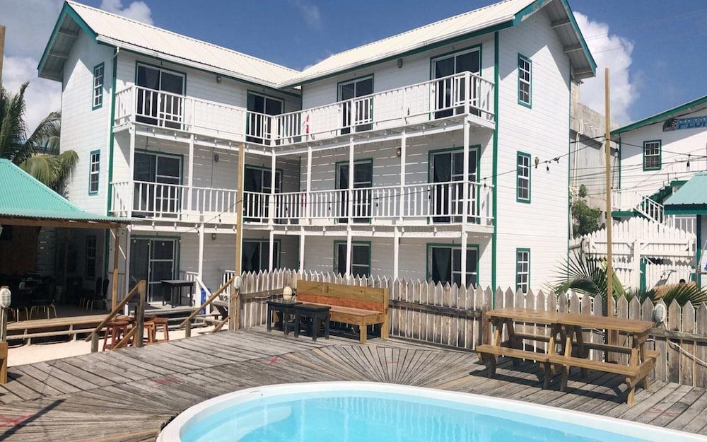 Pedro'S Hotel & Inn سان بيدرو المظهر الخارجي الصورة
