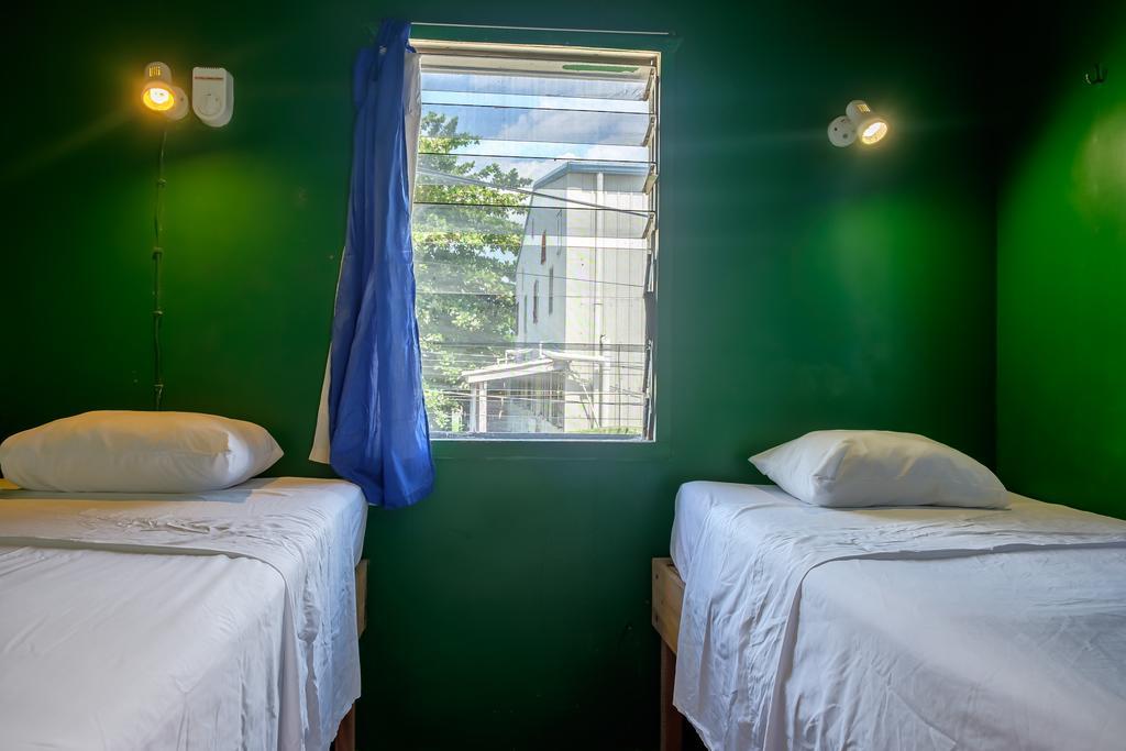 Pedro'S Hotel & Inn سان بيدرو الغرفة الصورة