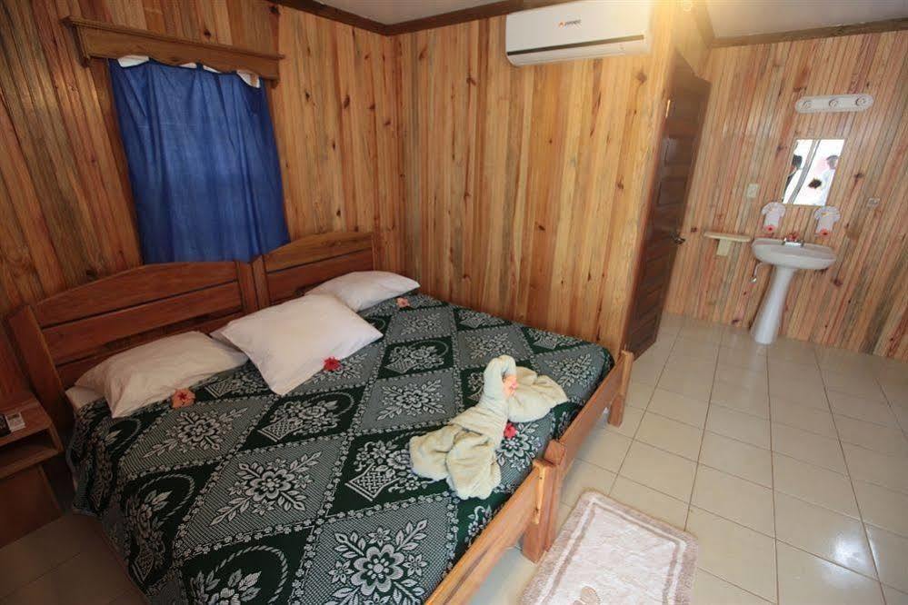 Pedro'S Hotel & Inn سان بيدرو المظهر الخارجي الصورة