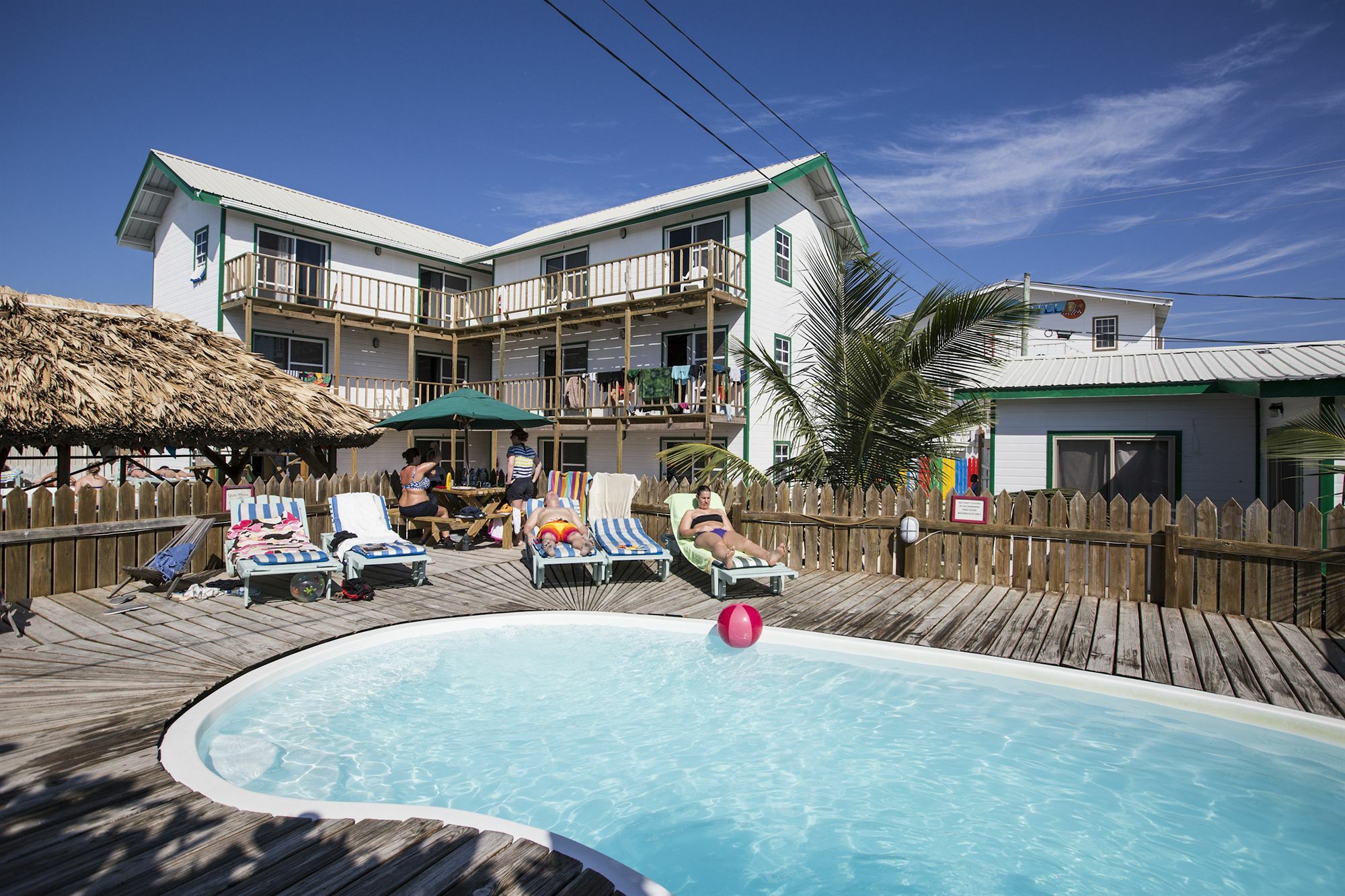 Pedro'S Hotel & Inn سان بيدرو المظهر الخارجي الصورة